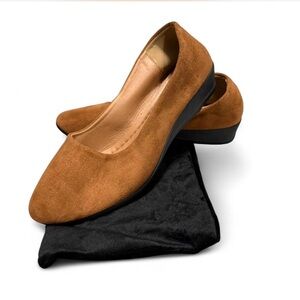 NWT Women’s Ballet Tan Flats